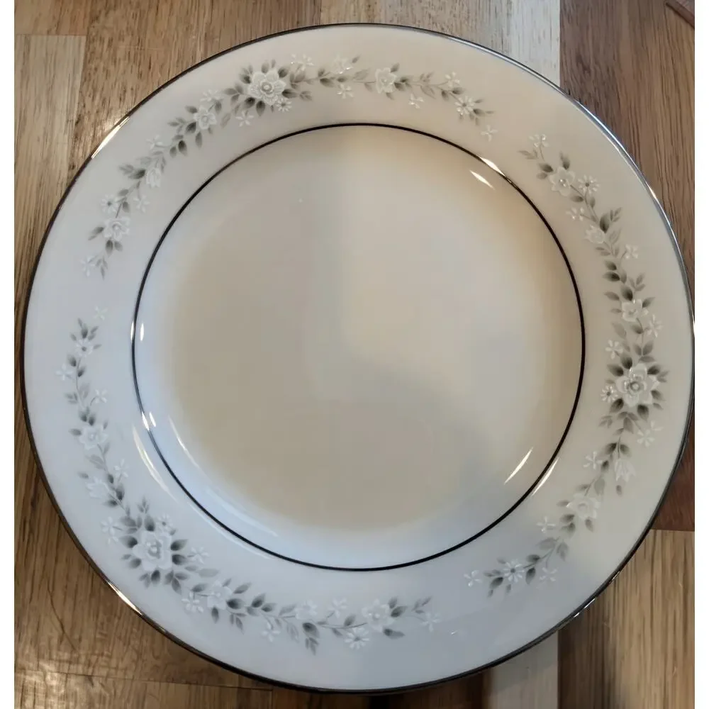 Noritake Ivory China HEATHER #7548 - 35 Pc Partial Set Plates Cups Bowls Japan